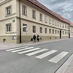 Xxi Apartman