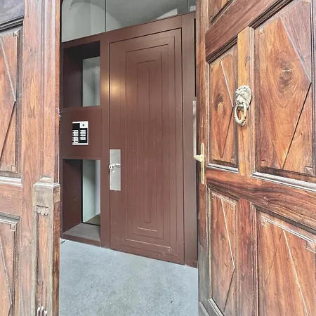 Xxi Apartman *
