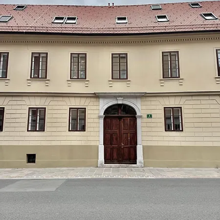 Apartment Xxi Ljubljana